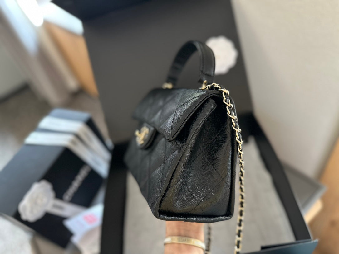 (111) Chanel Bag