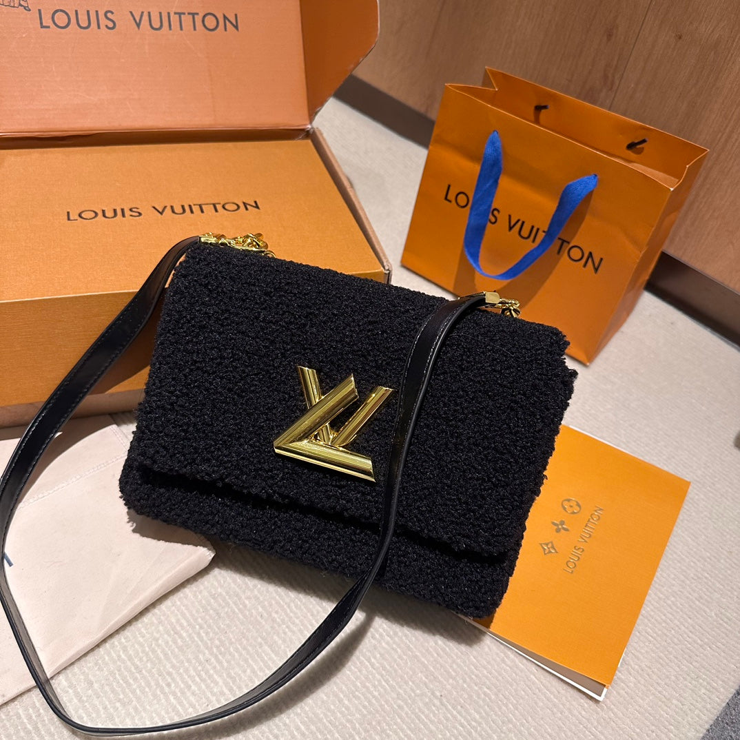 (23) Louis Vuitton Bag (new Special Edition)